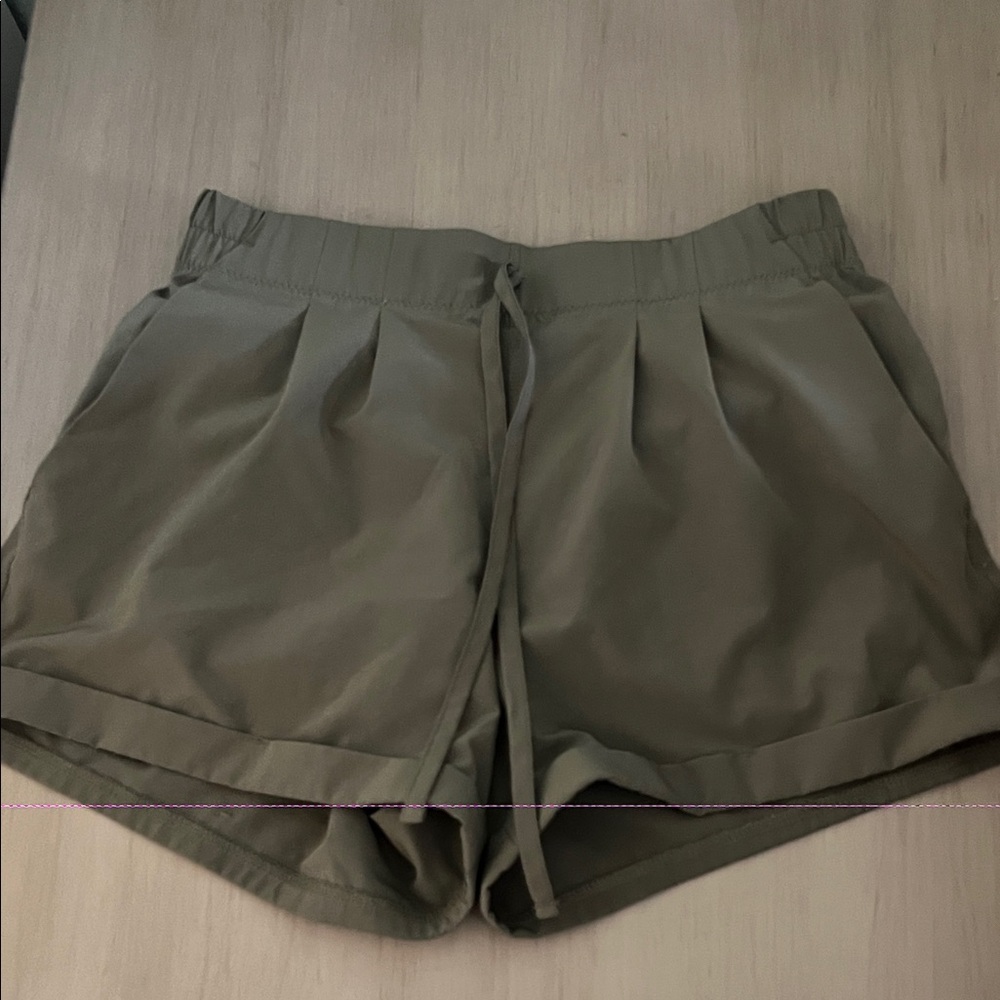 ZYIA Khaki Women's Cargo Shorts